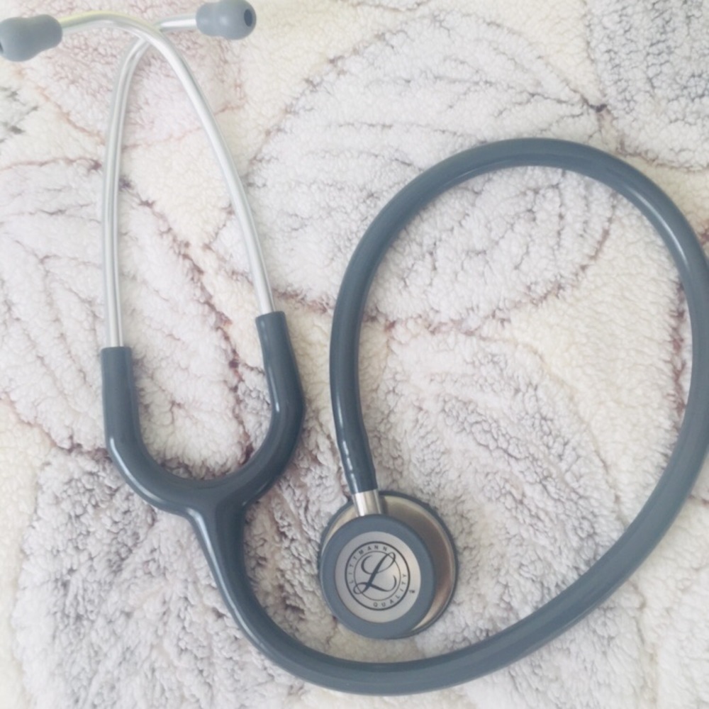 Grey stethoscope good condition